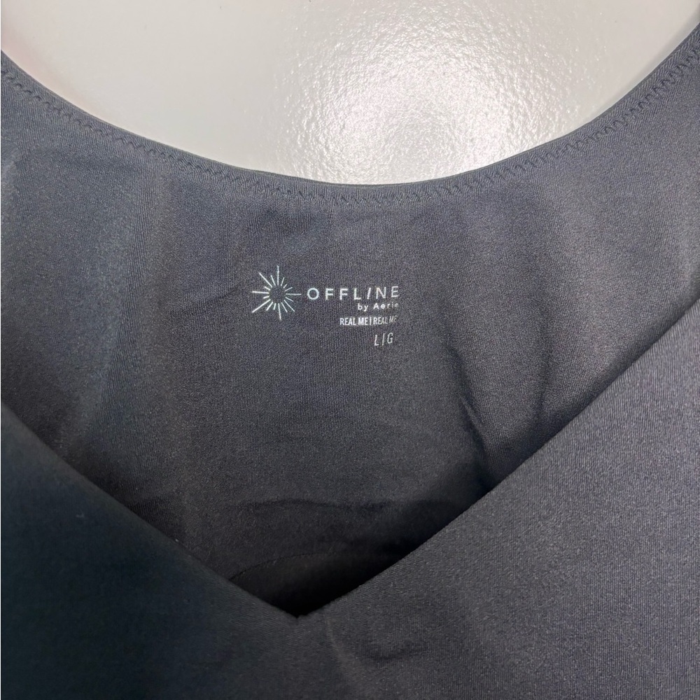 Aerie Offline Cropped Women's Dark Grey Tank Top with built in bra - Picture 2 of 3